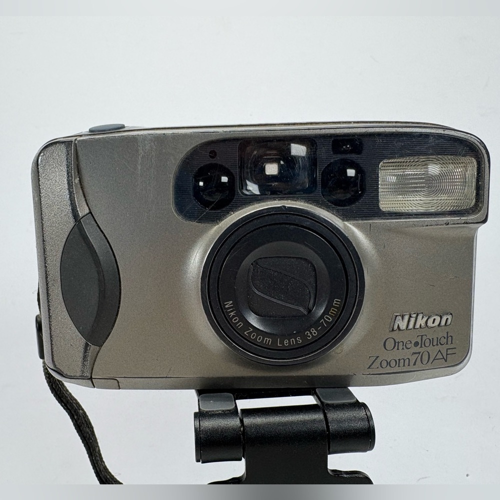 Nikon One Touch Zoom 70 AF 35mm Camera Needs New Battery Fast Shipping